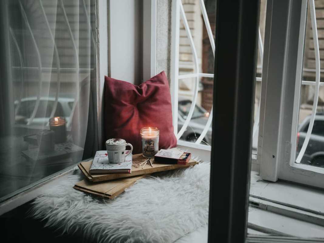 A Few Small Touches That Keep Homes Feeling Honest